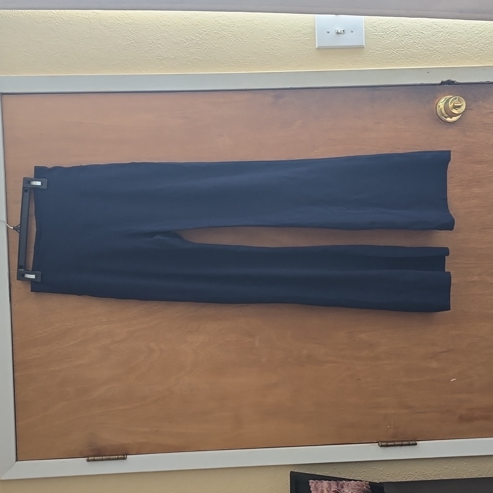 Lululemon Groove Pants size 6